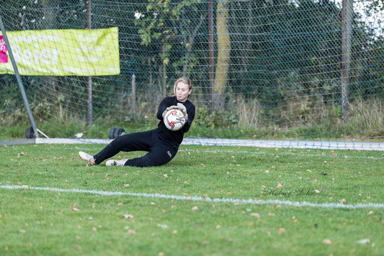 Bild 52 - Frauen SG Holstein Sued - SV Eintracht Luebeck : Ergebnis: 3:0